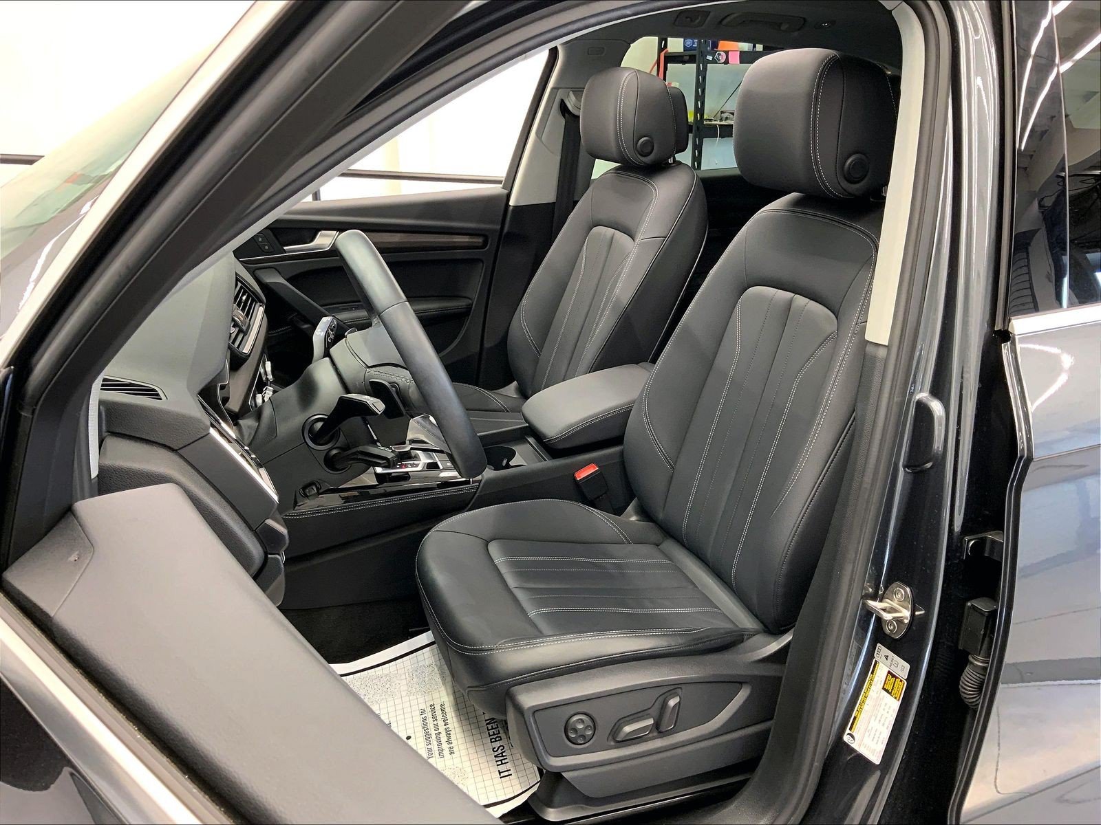 Certified 2023 Audi Q5 2.0T Premium Plus w/ Premium Plus Package AWD/4WD image 17