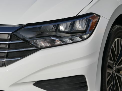 Used 2019 Volkswagen Jetta SE FWD image 8