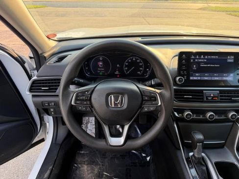 Used 2021 Honda Accord LX image 12