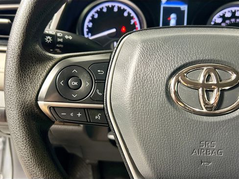 Used 2023 Toyota Camry LE image 18