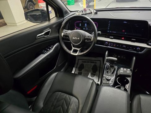 Used 2025 Kia Sportage X-Line AWD/4WD image 34