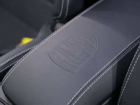 Used 2026 Porsche 911 GT3 RWD image 20