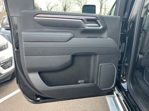 Used 2025 Chevrolet Silverado 2500 LTZ w/ LTZ Premium Package image 22