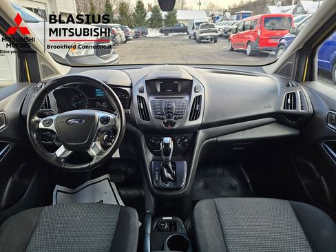 Used 2016 Ford Transit Connect XL image 22