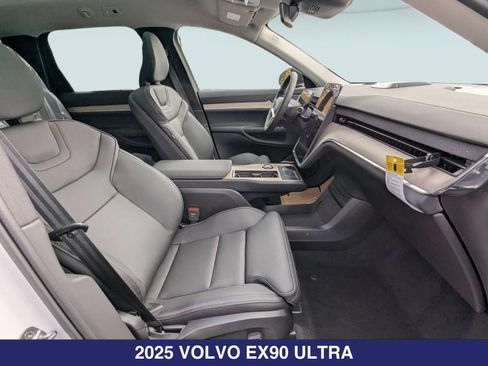 New 2025 Volvo EX90 Ultra w/ Protection Package Premier AWD/4WD image 24