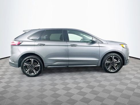 Used 2021 Ford Edge ST image 4