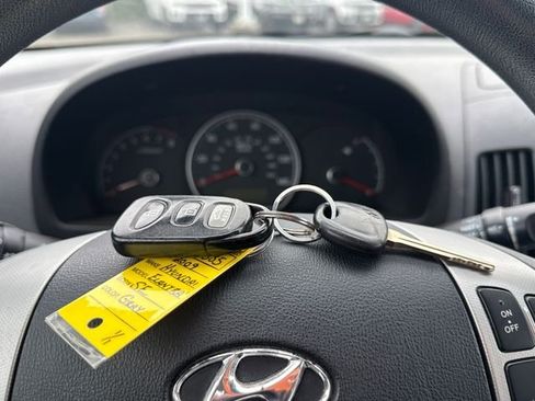Used 2009 Hyundai Elantra GLS FWD image 26