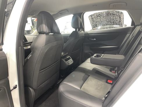 Used 2024 Nissan Ariya AWD image 21