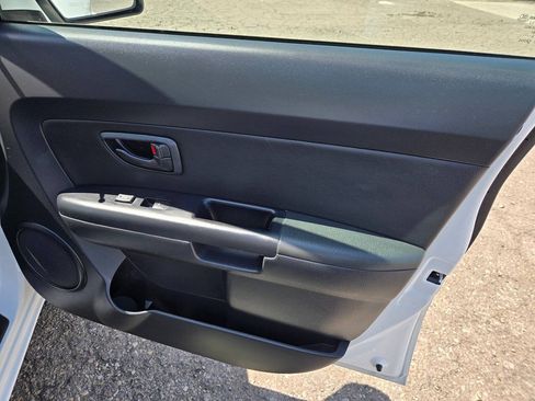 Used 2013 Kia Soul FWD image 33