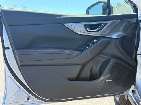 Used 2023 Subaru Crosstrek 2.5i Limited image 12