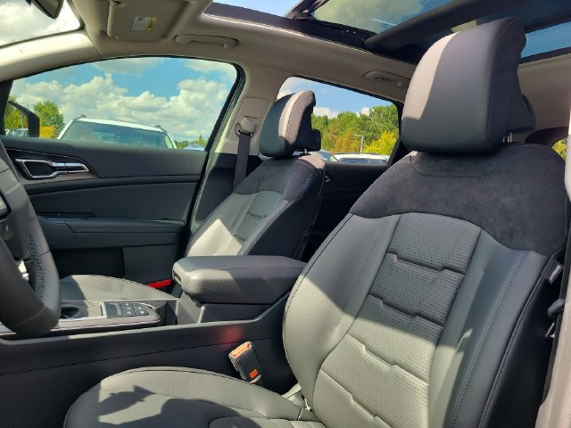 New 2027 Kia Sportage SX FWD image 13