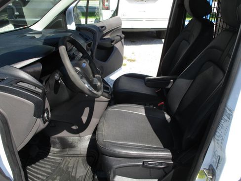 Used 2019 Ford Transit Connect XL FWD image 16