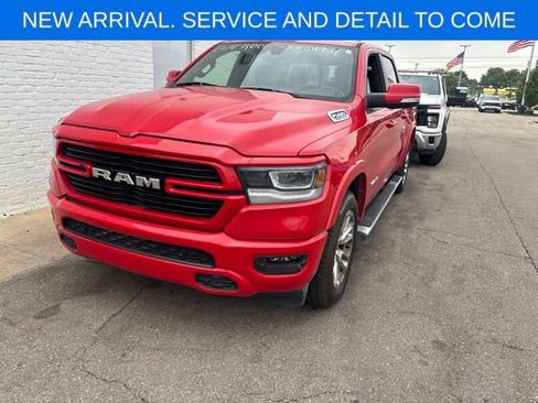 Used 2021 RAM 1500 Laramie AWD/4WD image 2