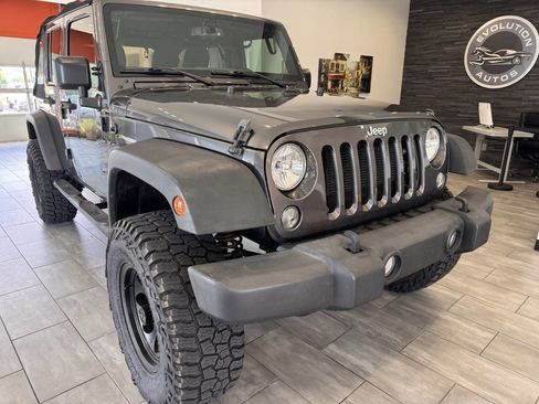 Used 2017 Jeep Wrangler Unlimited Sport w/ Quick Order Package 24S AWD/4WD image 1