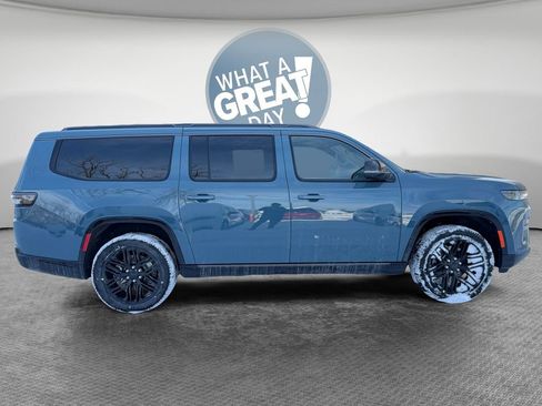 New 2026 Jeep Grand Wagoneer L Limited AWD/4WD image 10