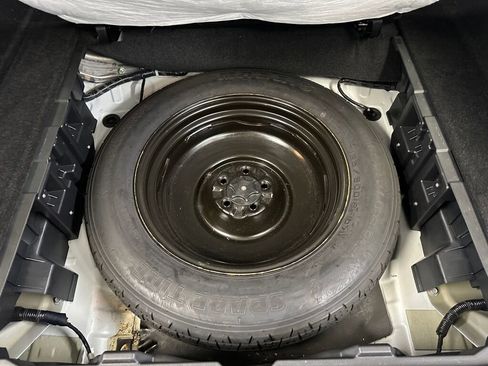 Used 2019 Nissan Murano SV image 21