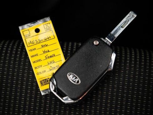 Used 2021 Kia Forte LXS image 34