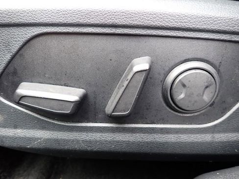 Certified 2023 Kia Sportage EX image 18