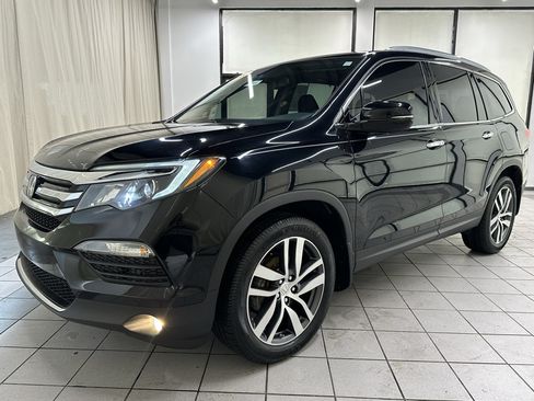 Used 2017 Honda Pilot Elite image 13