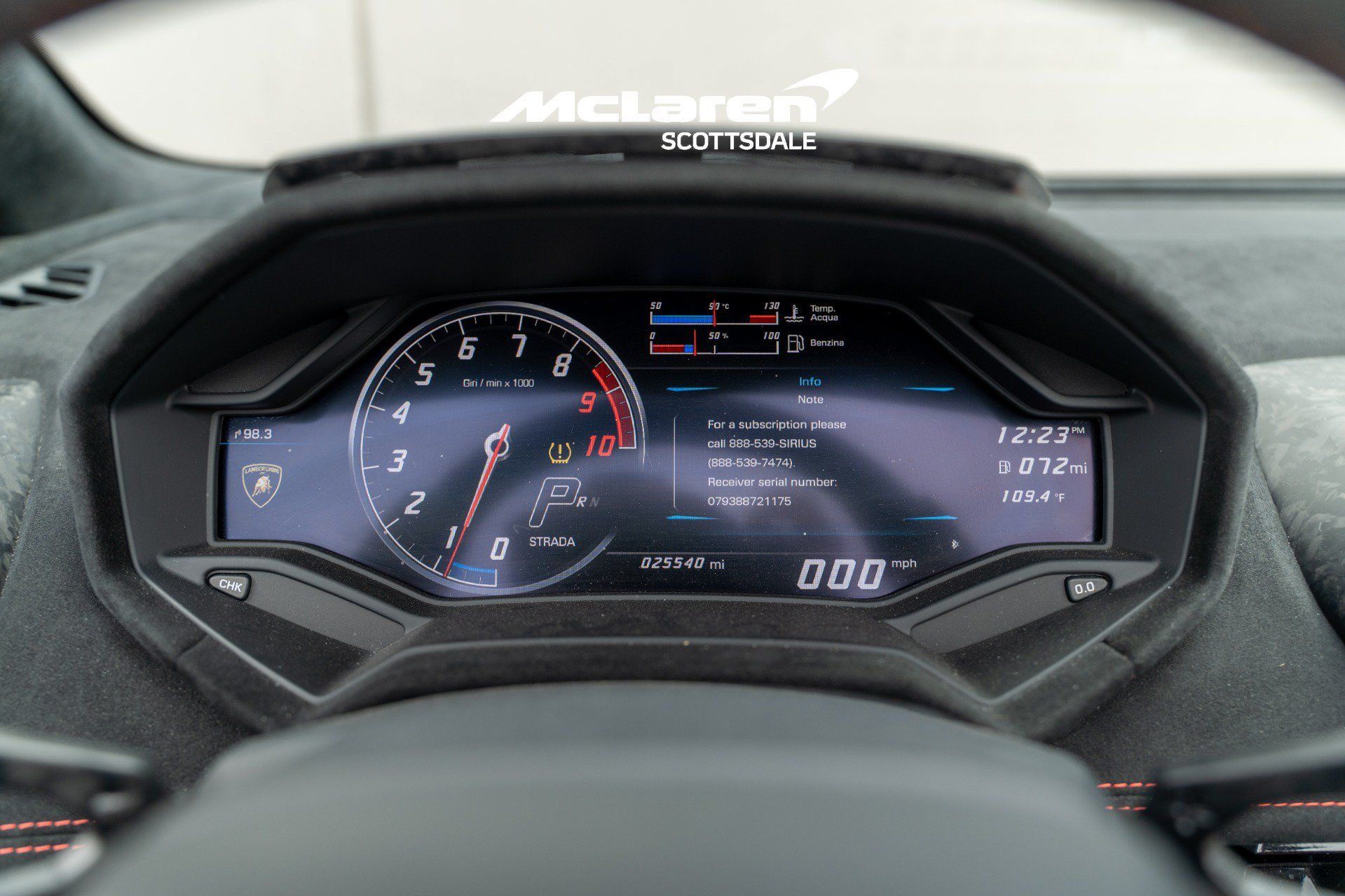 Used 2019 Lamborghini Huracan Performante AWD/4WD image 14