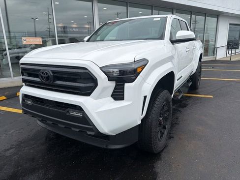 New 2026 Toyota Tacoma SR5 AWD/4WD image 17