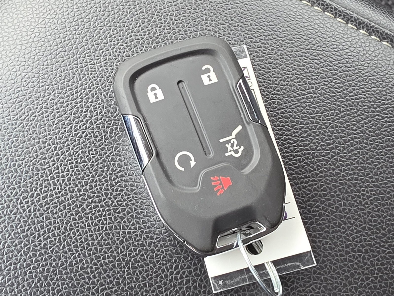 Used 2023 GMC Acadia SLE w/ Driver Convenience Package FWD image 35