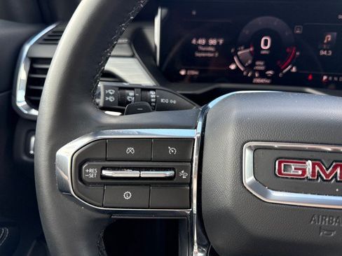 Used 2026 GMC Acadia Elevation w/ Elevation Premium Package FWD image 30
