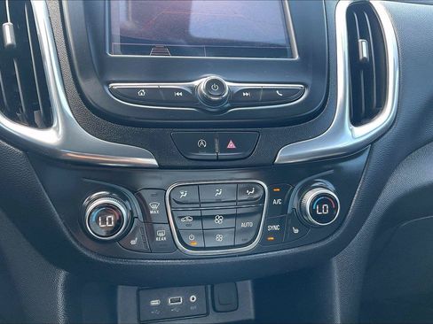 Used 2024 Chevrolet Equinox LT w/ LPO, Floor Liner Package FWD image 31