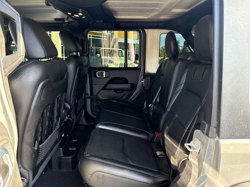 Used 2022 Jeep Wrangler Unlimited Rubicon 4xe w/ Cold Weather Group image 11