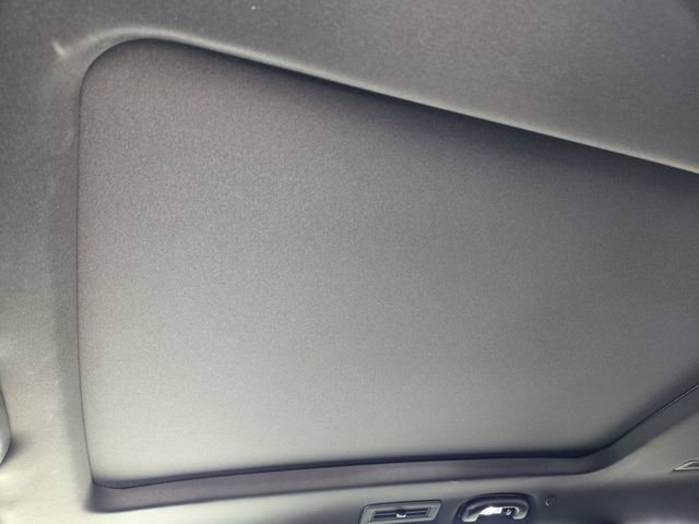 Used 2024 Cadillac XT6 Luxury w/ LPO, Floor Liner Package AWD/4WD image 24