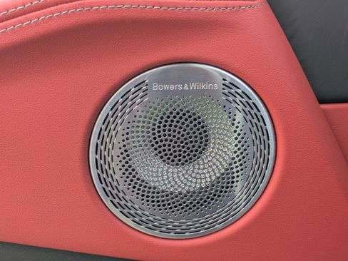 Used 2024 BMW XM image 25