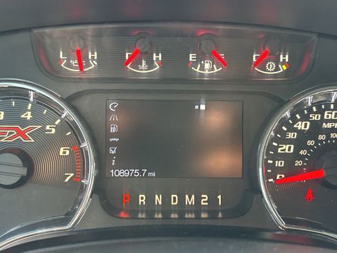 Used 2014 Ford F150 FX4 w/ Equipment Group 402A Luxury AWD/4WD image 12