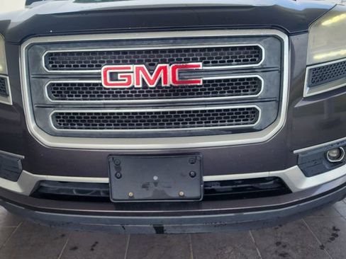 Used 2015 GMC Acadia SLT image 16