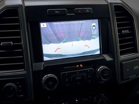 Used 2017 Ford F150 XLT w/ Equipment Group 302A Luxury image 28