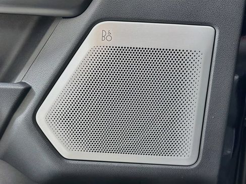 Used 2025 Ford F150 Lariat w/ Equipment Group 502A High AWD/4WD image 19