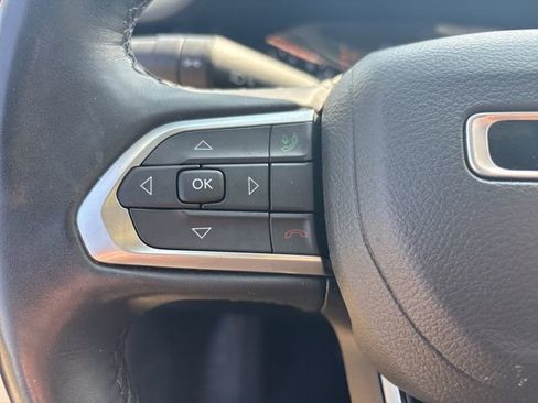 Used 2022 Jeep Compass Latitude image 38