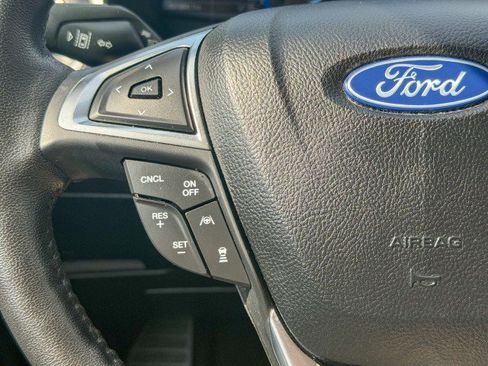 Used 2020 Ford Edge SEL w/ Convenience Package FWD image 9