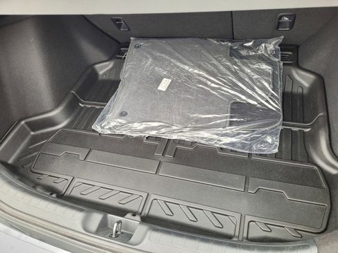 Certified 2025 Honda Civic Sport image 18