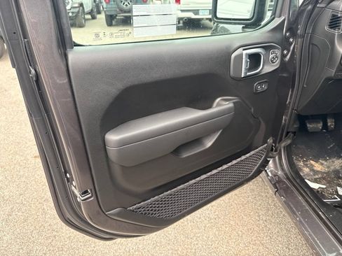 New 2026 Jeep Wrangler Unlimited Sport AWD/4WD image 18