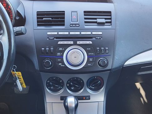 Used 2010 MAZDA MAZDA3 s Sport image 14