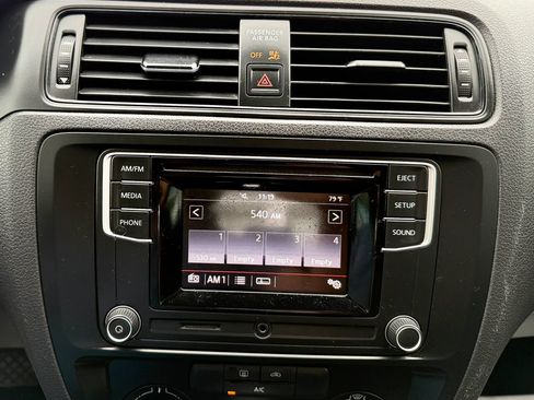 Used 2016 Volkswagen Jetta S FWD image 16