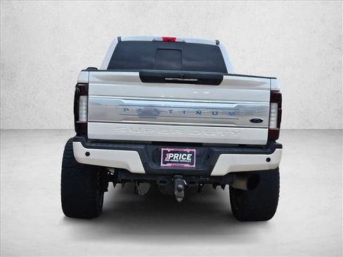 Used 2017 Ford F250 Platinum w/ Platinum Ultimate Package AWD/4WD image 5