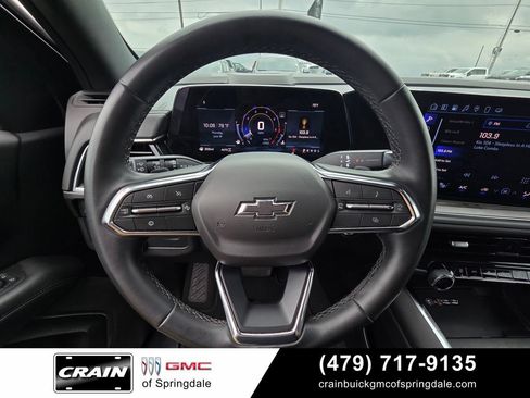 Used 2025 Chevrolet Tahoe Z71 AWD/4WD image 14