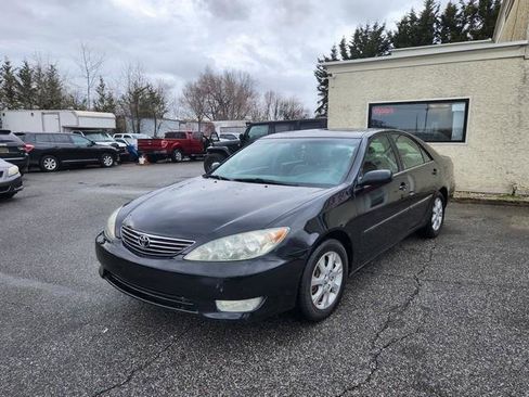 Used 2005 Toyota Camry LE image 3