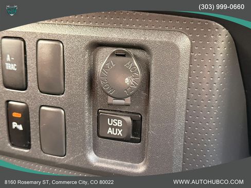 Used 2012 Toyota FJ Cruiser 4WD w/ Upgrade Pkg image 28