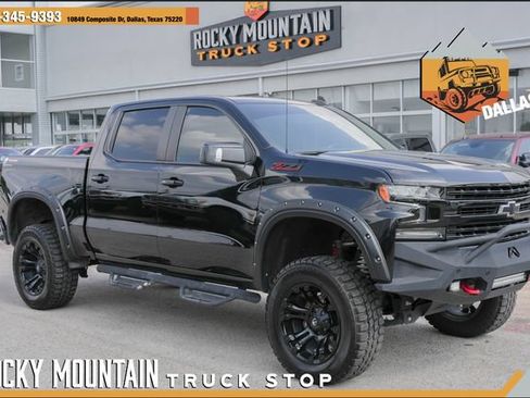 Used 2021 Chevrolet Silverado 1500 LT Trail Boss w/ Convenience Package II AWD/4WD image 1