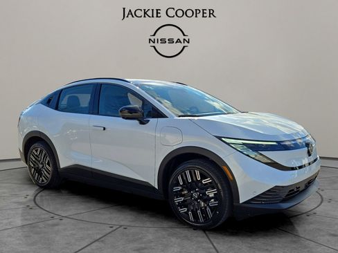 New 2026 Nissan Leaf Platinum+ image 7