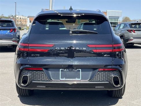 Used 2024 Genesis GV70 2.5T w/ Advanced Package image 40