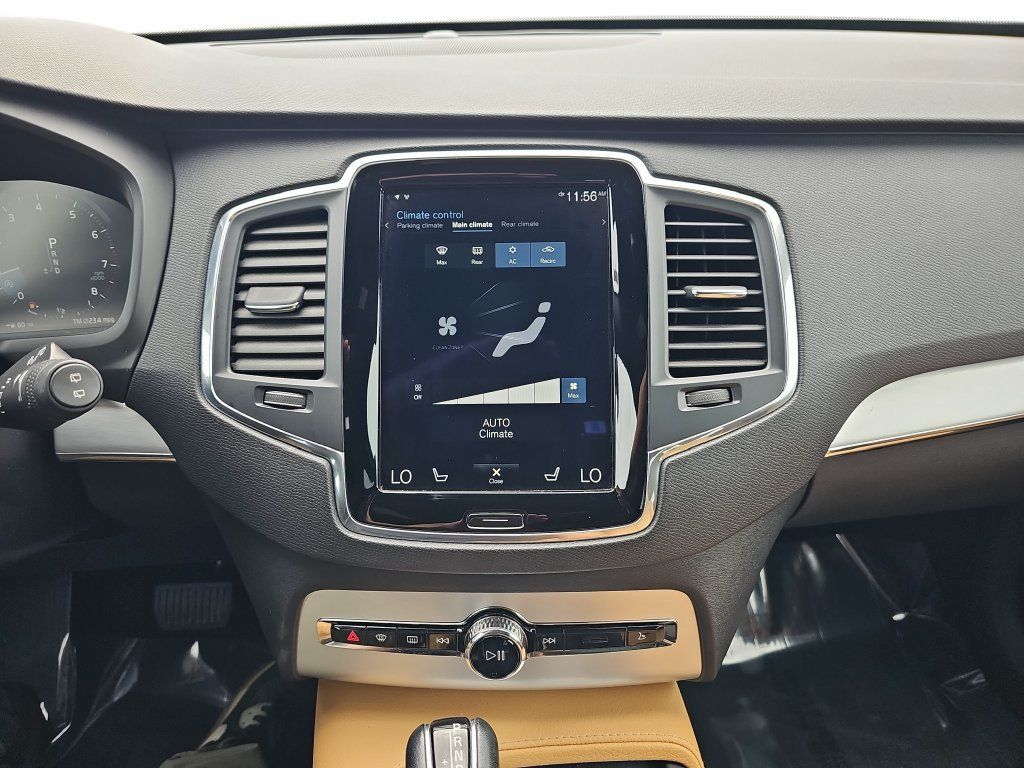 Used 2018 Volvo XC90 T6 Momentum w/ Convenience Package AWD/4WD image 20
