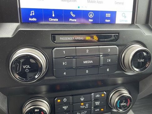 Used 2020 Ford F150 Raptor w/ Equipment Group 802A Luxury image 22